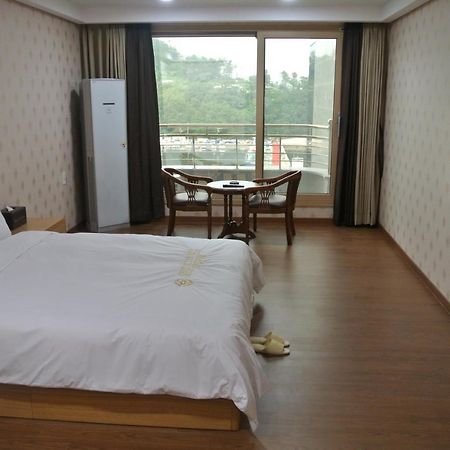 Geoje Ocean Hotel Eksteriør billede